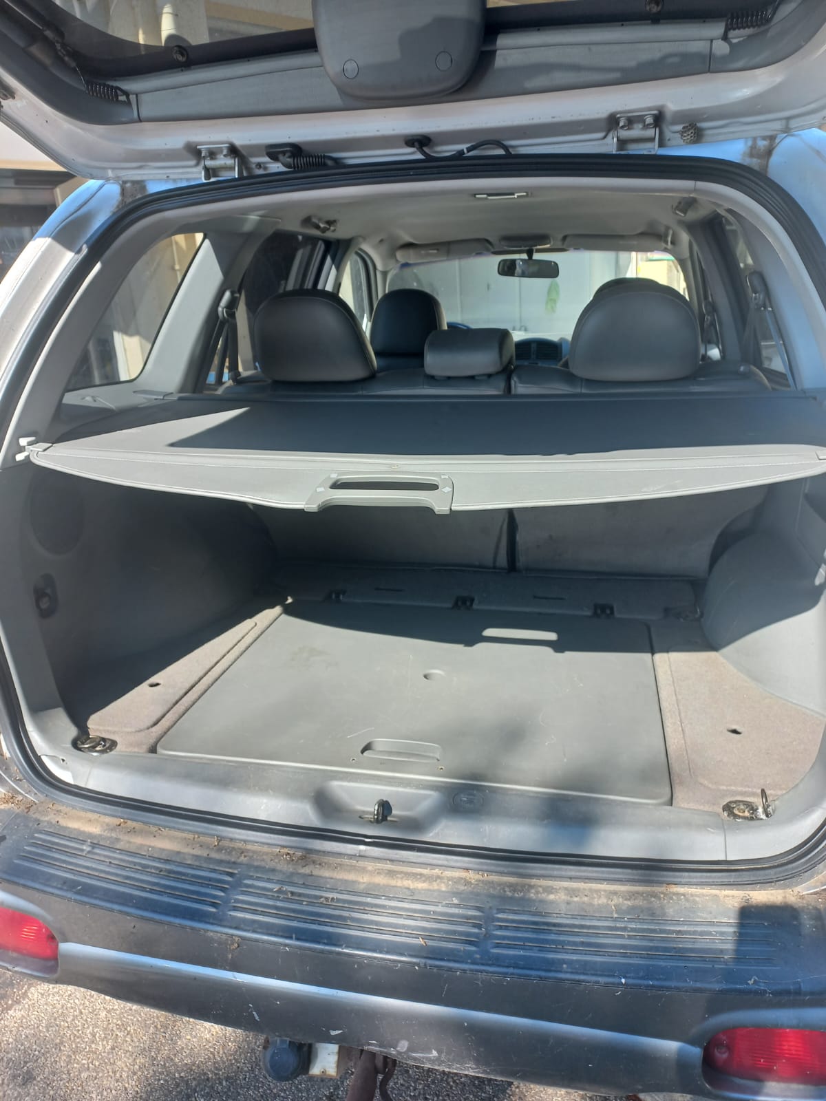 Hyundai Santa Fe 2.7 V6 - Image 4