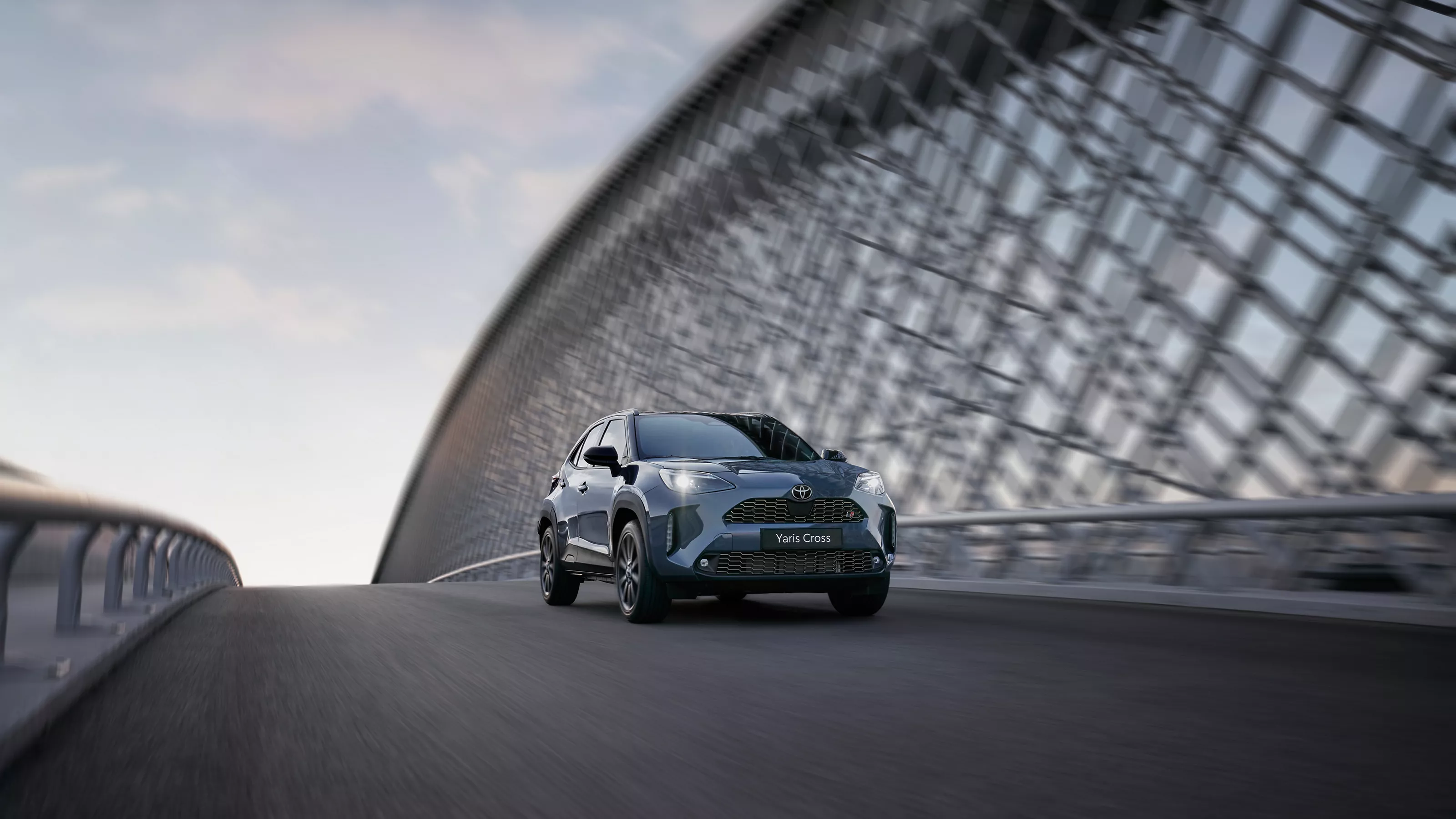 TOYOTA Yaris Cross 1.5 VVT-i HSD Trend