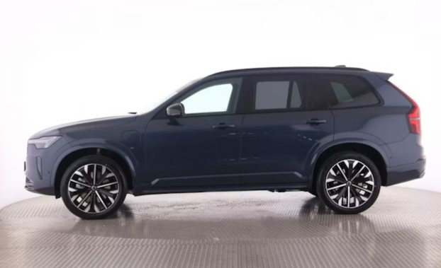 VOLVO XC90 2.0 T8 TE Ultra Dark eAWD - Image 3