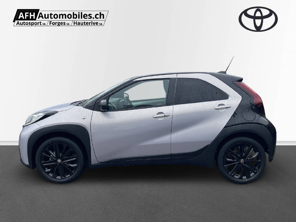 TOYOTA Aygo X 1.0 VVT-i JBL Edition - Image 3