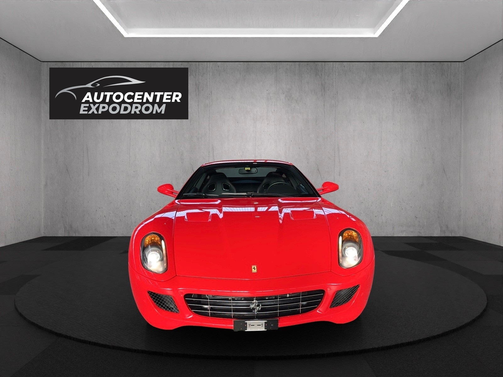 Ferrari 599 GTB – Supercar Italienne ???????? •	11/2009 | 17’500 km | 620 ch | Boîte manuelle •	1ère main ???????? | Historique Ferrari complet | Ab MFK ✔️ •	Plaisir de conduite pur, puissance et élégance Prix : CHF 169’000.– - Image 3