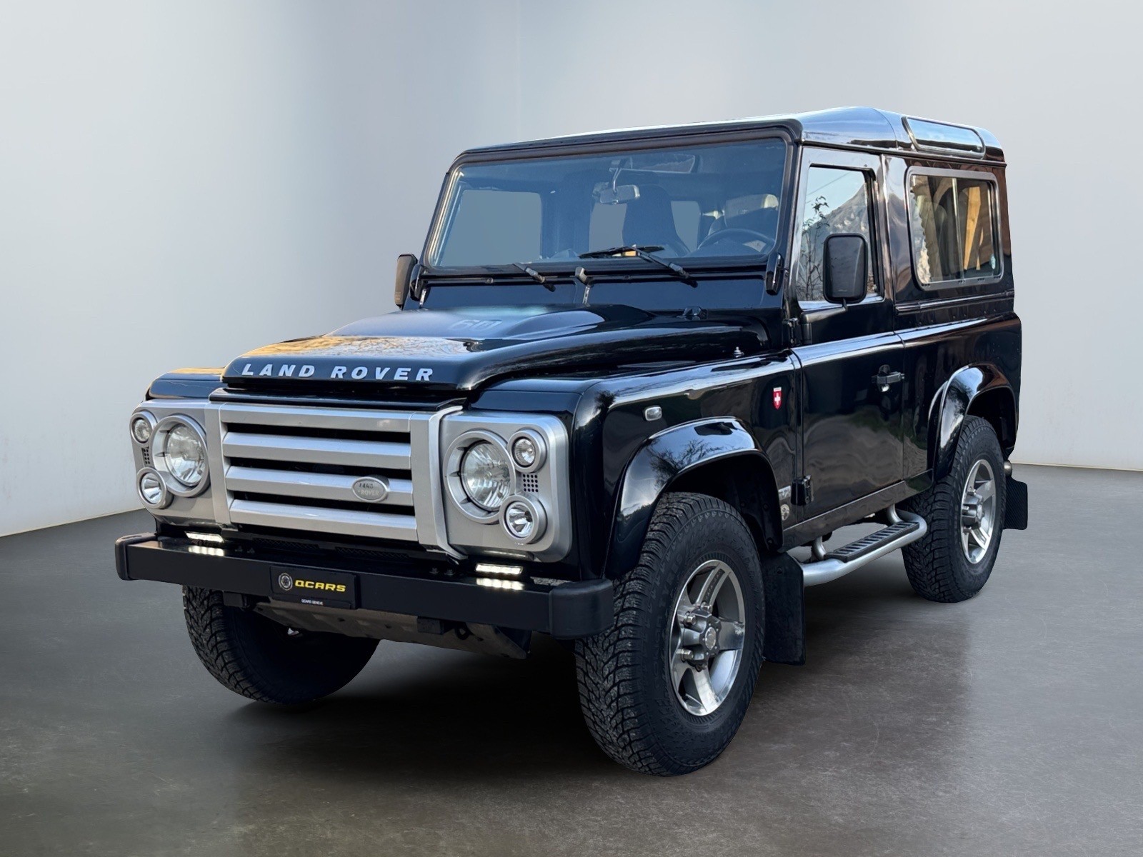LAND ROVER Defender 90 SW 2.4Tdc SVX 