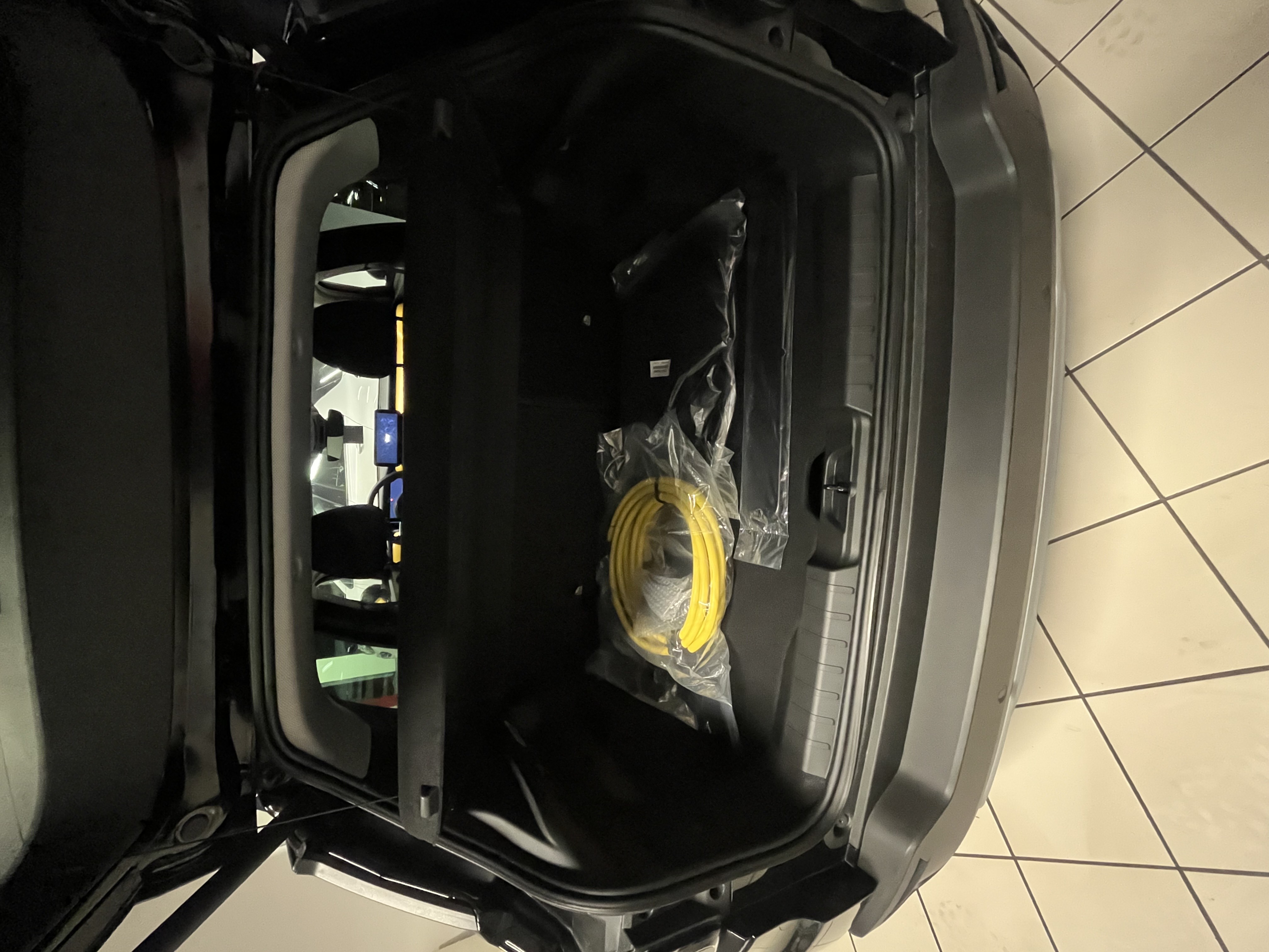 Jeep Avenger Summit - Image 3