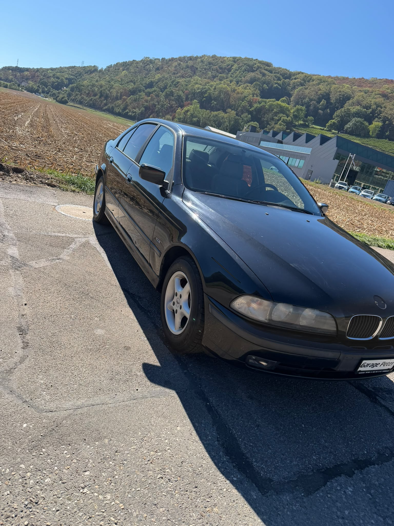 BMW 520I - Image 1