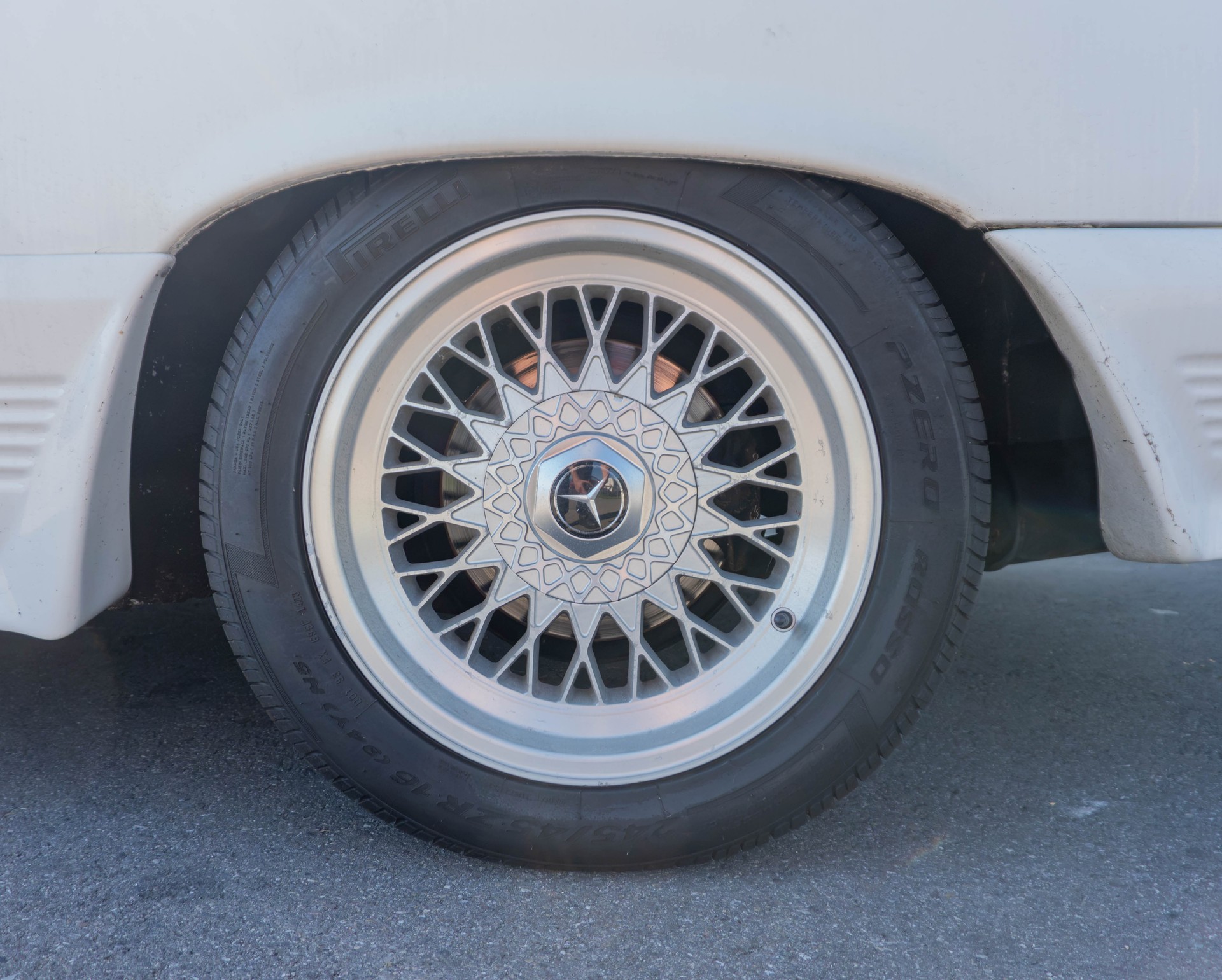 Mercedes 280 SL Cabrio R107 1981 - Image 3