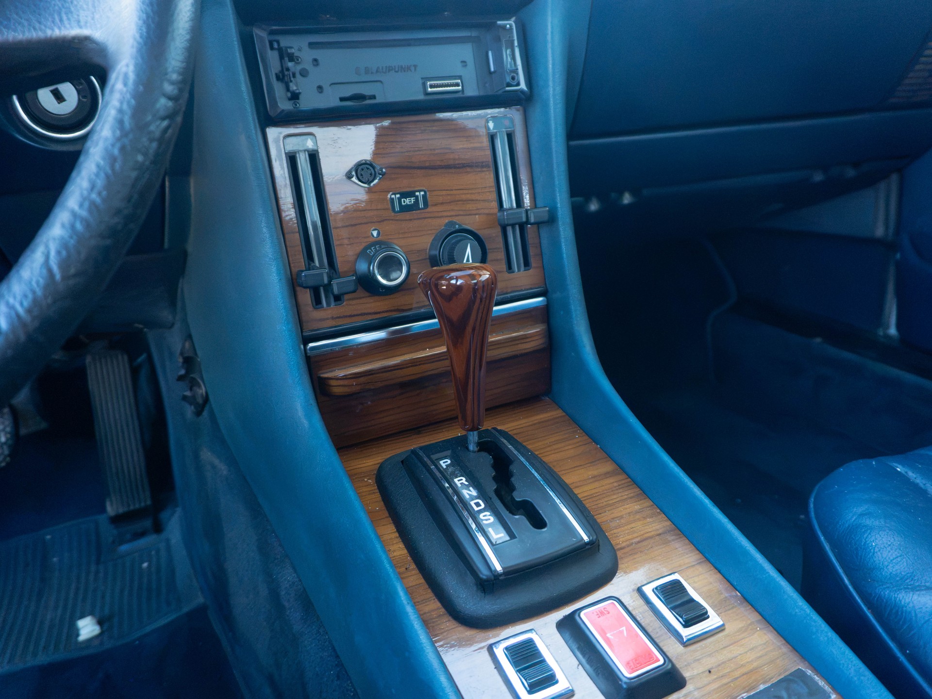 Mercedes 280 SL Cabrio R107 1981 - Image 5