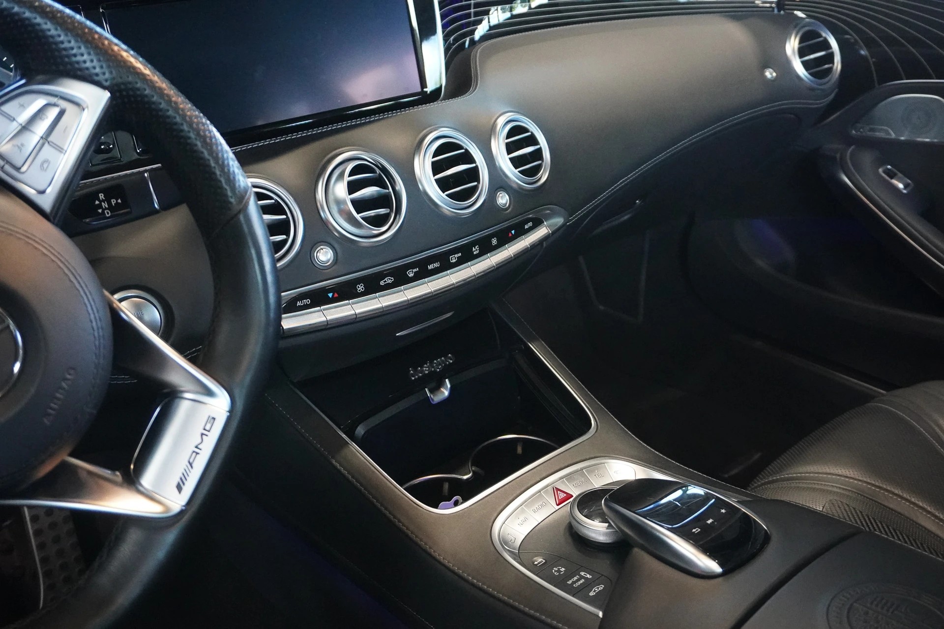 MERCEDES-BENZ S 63 AMG Cabriolet 4Matic Speedshift MCT - Image 3
